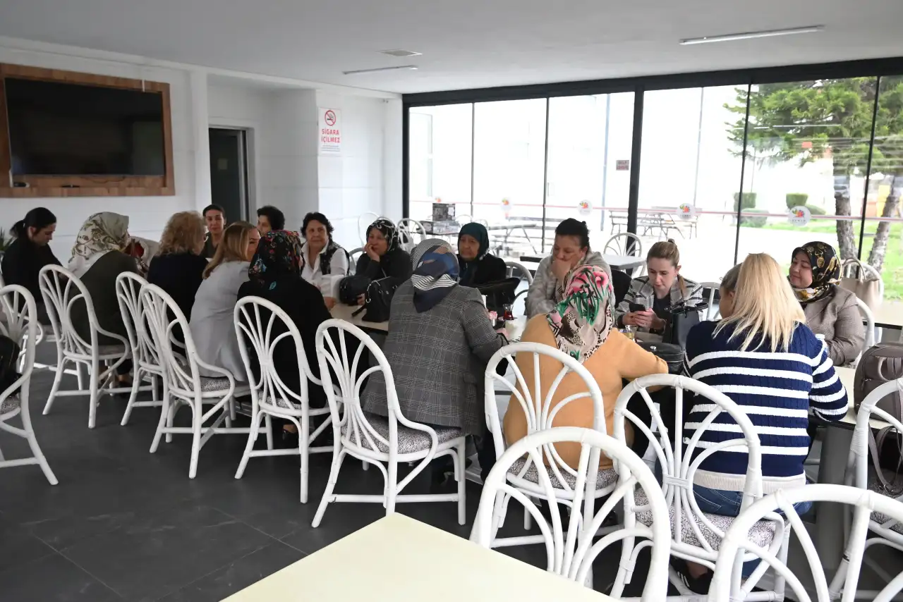 kemerde-kadinlarin-yeni-bulusma-noktasi