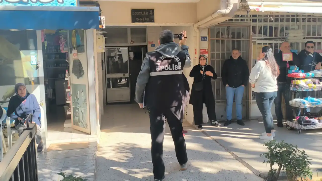 muratpasada-korkunc-olay-once-ablasini-aradi-sonra-silah-sesleri-duyuldu