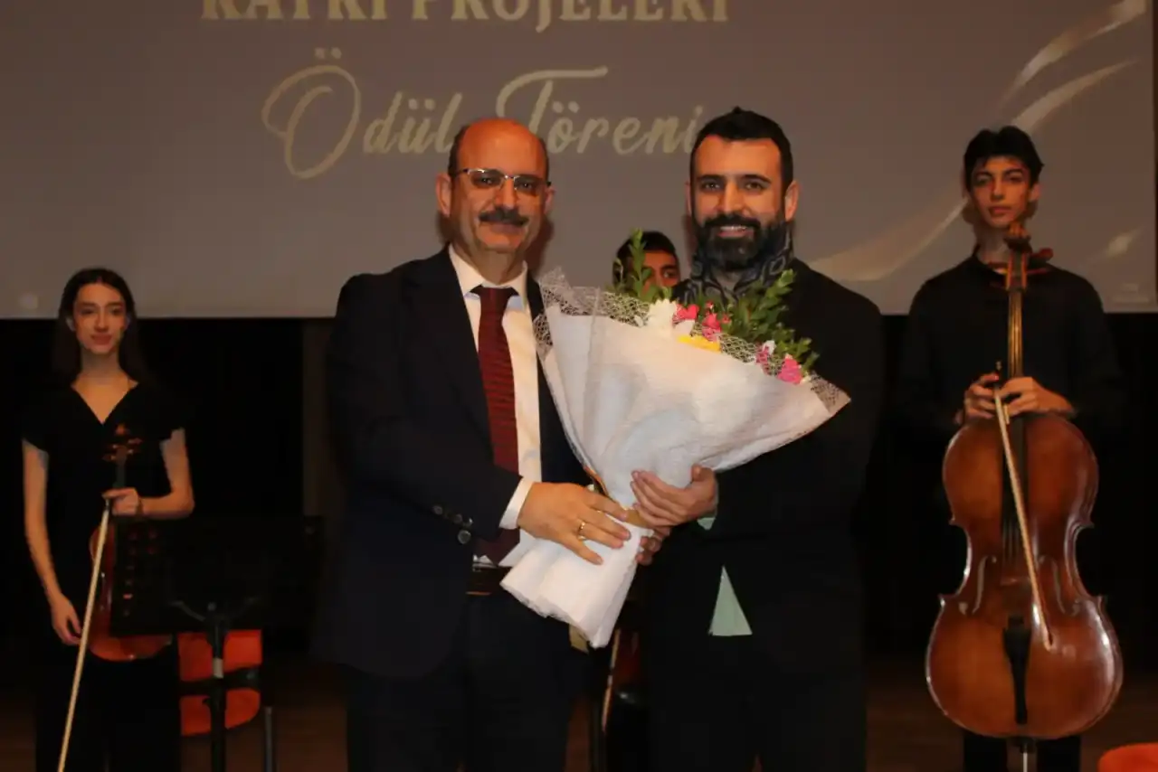 akdeniz-universitesinde-duyarlilik-odulleri-sahiplerini-buldu