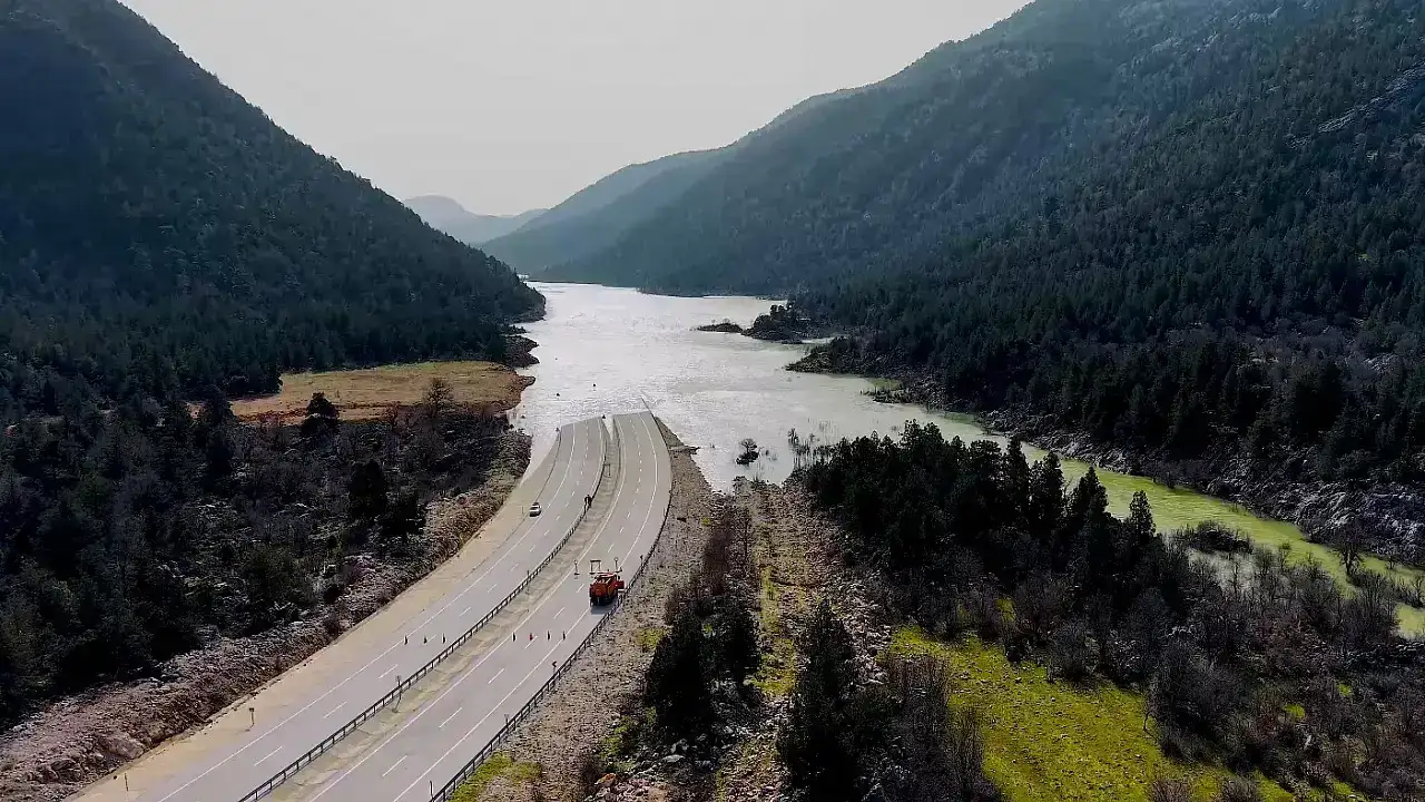 antalya-konya-yolu-neden-gole-dondu-imodan-kritik-aciklama