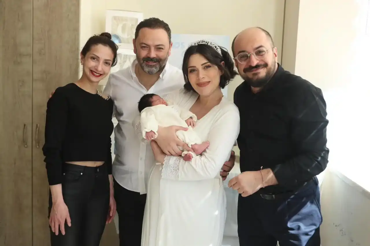 antalyada-kanseri-yenen-ecem-anne-oldu