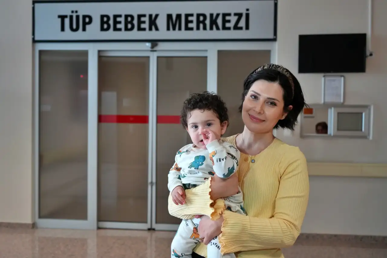 antalyada-kanseri-yenen-ecem-anne-oldu