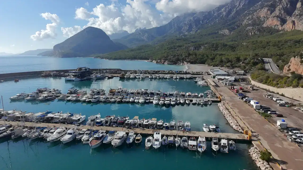 antalya-balikci-barinaginda-1-yillik-kayyum-suresi-neden-uzatildi