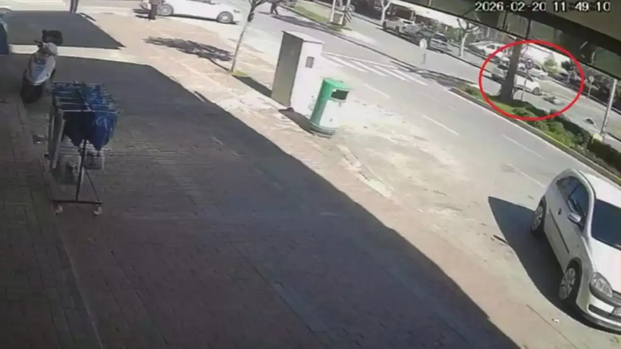 manavgatta-faciadan-donuldu-motosiklet-surucusu-otomobilin-altinda-suruklendi