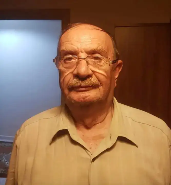 muratpasada-emekli-trt-calisani-motosikleti-uzerinde-vefat-etti