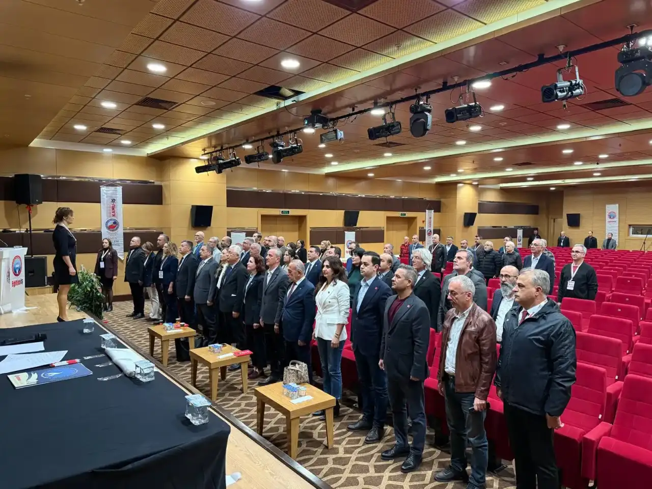 egitim-is-antalya-delegelerinden-sadik-acara-tam-destek