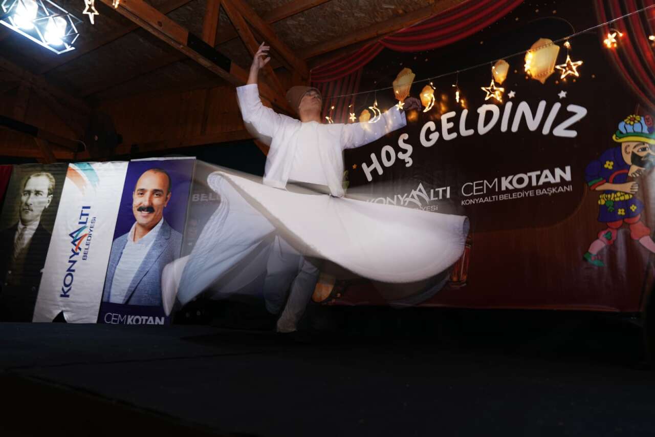 konyaaltinda-ramazan-coskusu-hayat-parkta-basladi