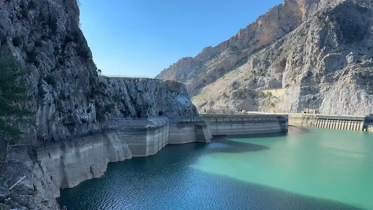 manavgat-mimarlar-odasindan-oymapinar-uyarisi-yuzer-ges-dogal-silueti-bozar