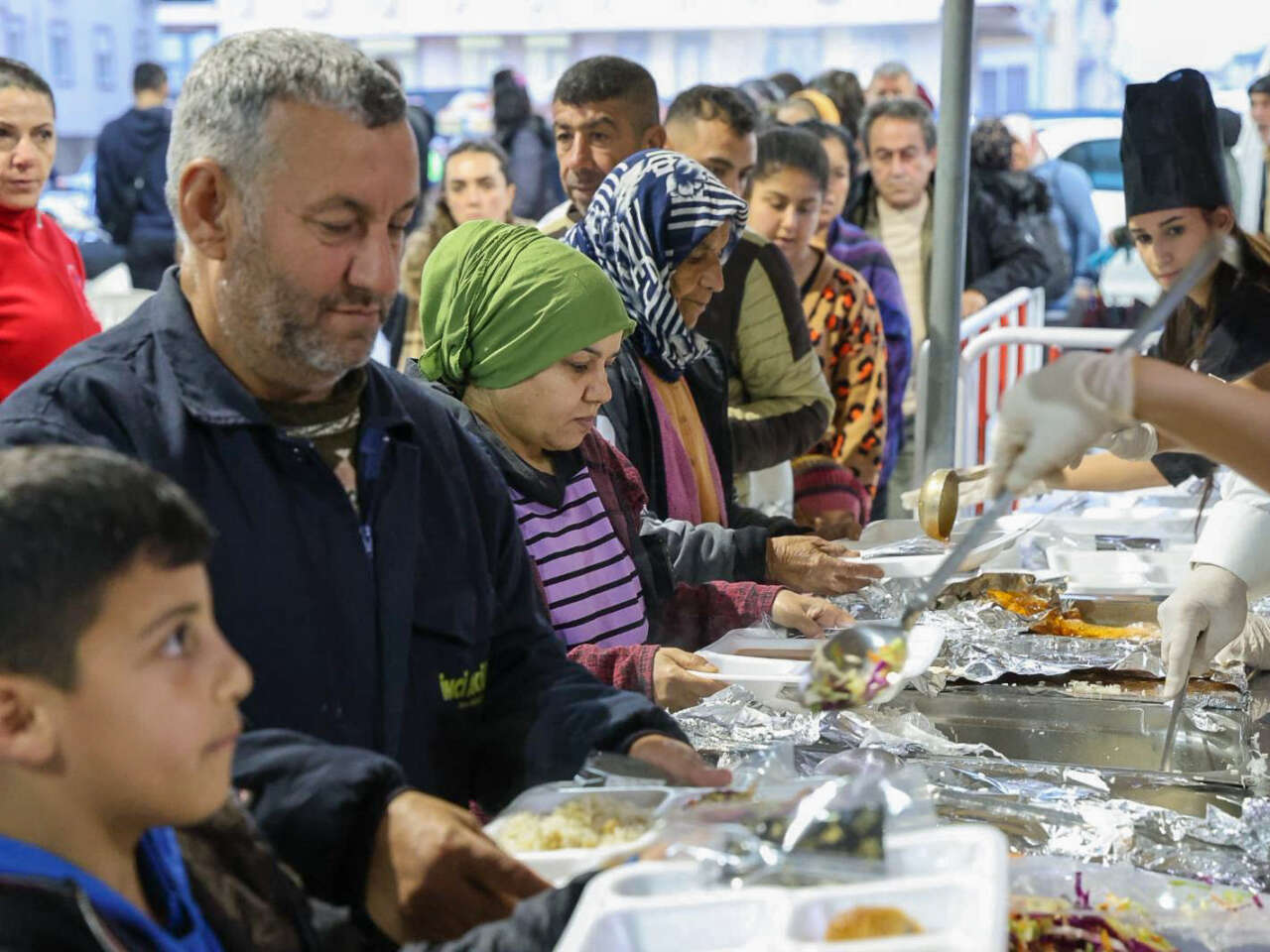 manavgatta-ramazan-coskusu-mahallelere-tasindi