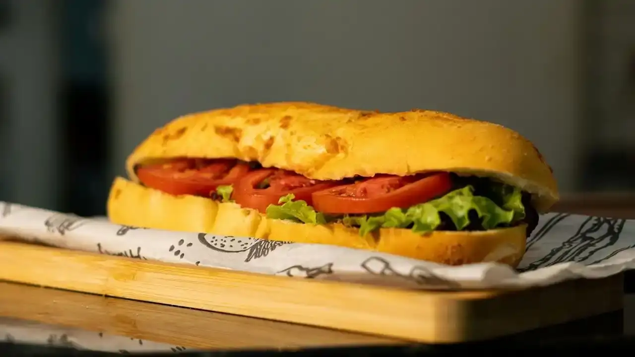 chp-ozgur-ozel-defnenin-beslenme-cantasi-erdoganin-eseridir