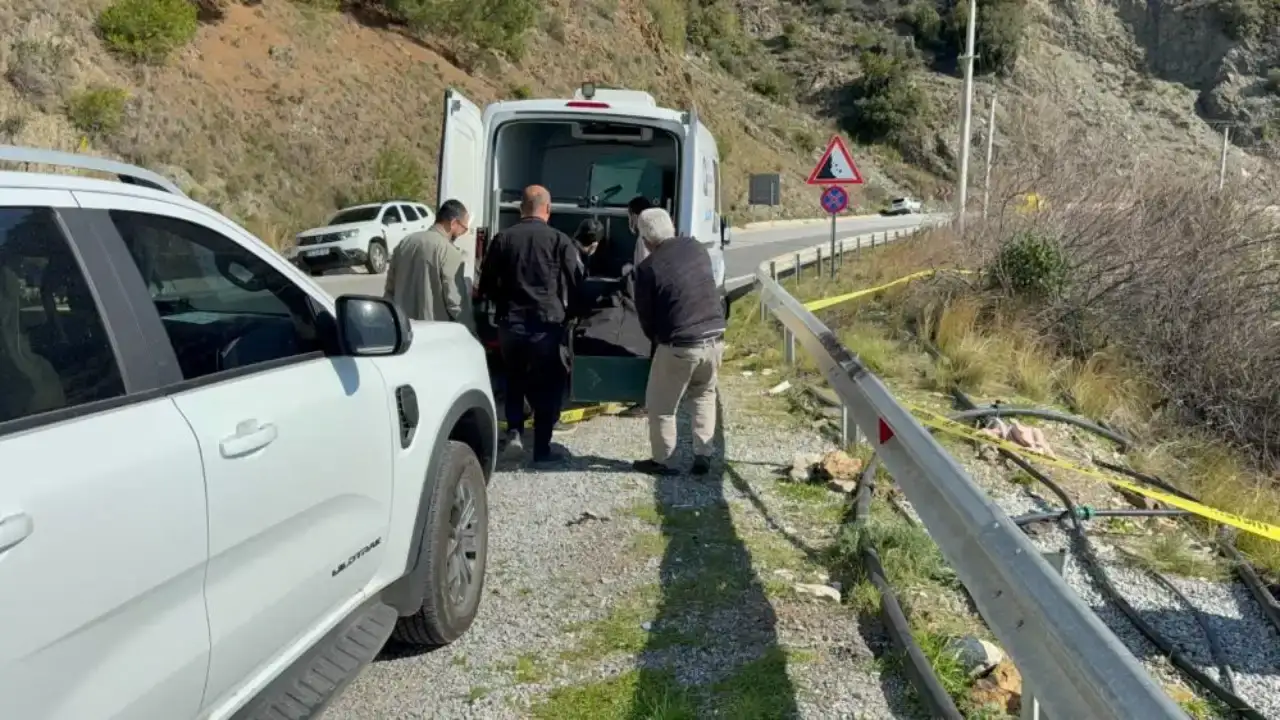 gazipasada-muz-bahcesine-giderken-fark-etti-yol-kenarinda-kadin-cesedi-bulundu