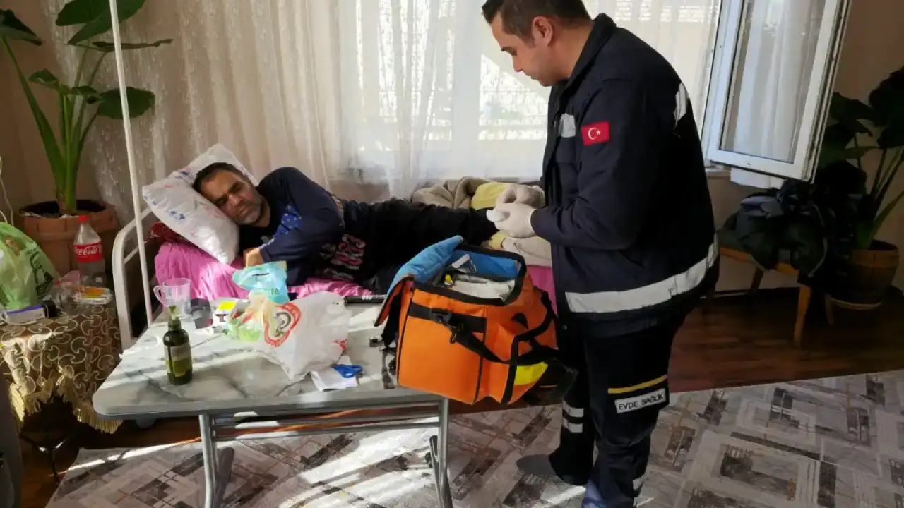 kemerde-2025-yilinda-7-bin-938-kisiye-saglik-ve-sosyal-destek-saglandi