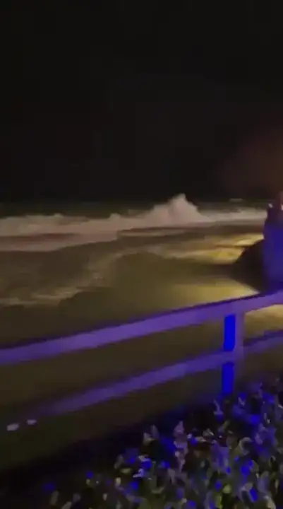 konyaaltinda-dev-dalgalarda-kalmisti-yasam-mucadelesi-1-hafta-surdu