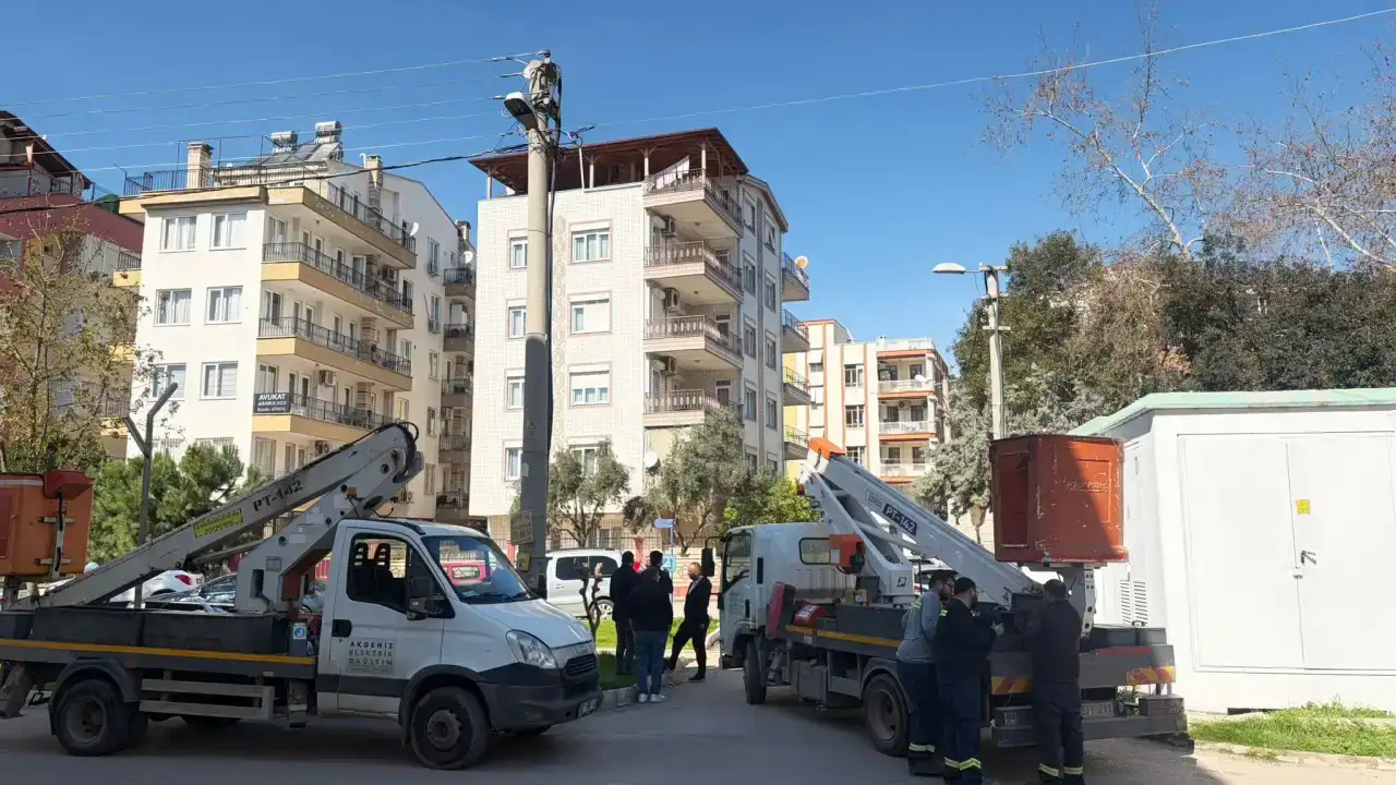 muratpasada-elektrik-krizi-buyuyor-trafo-2-haftada-iki-kez-patladi