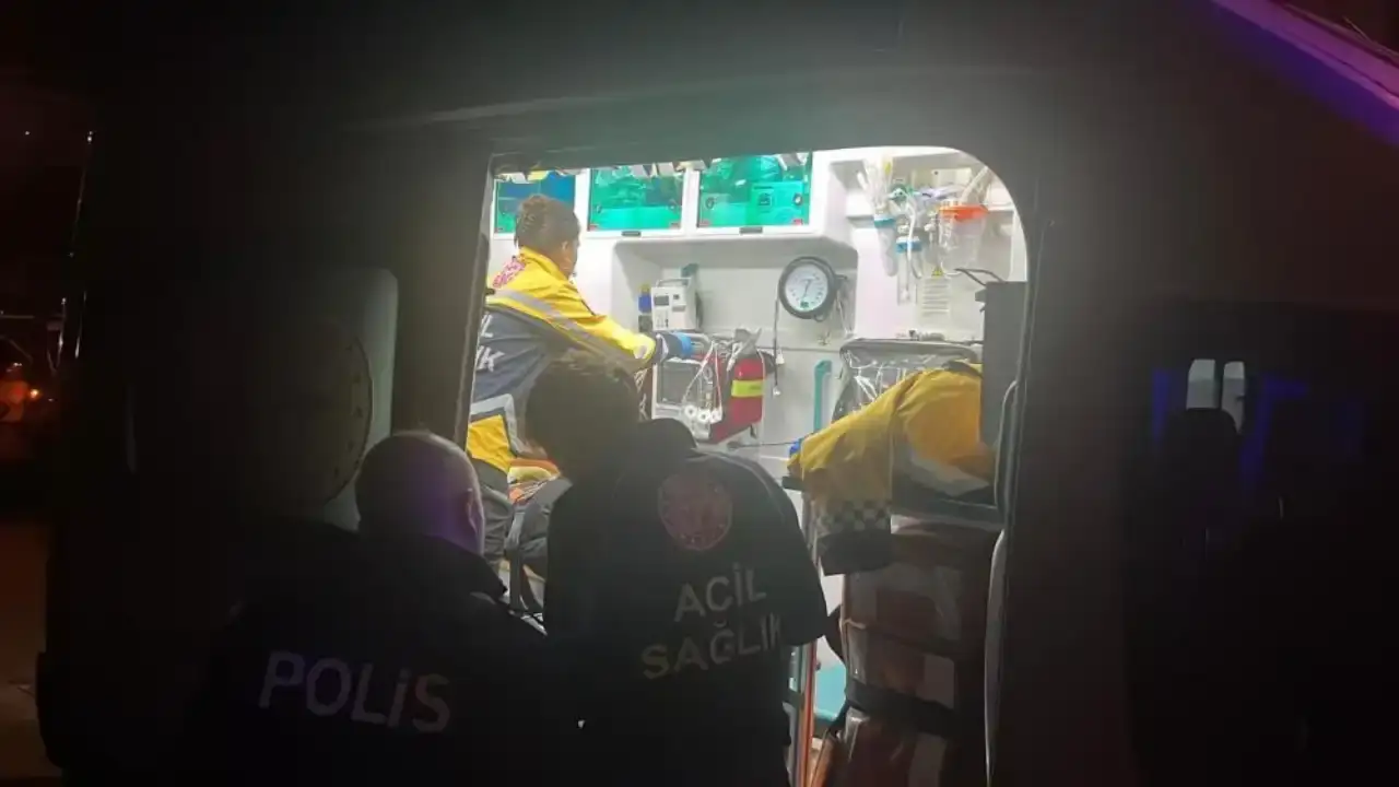 alanyada-kayaliklardan-dusen-adam-film-gibi-operasyonla-kurtarildi-1