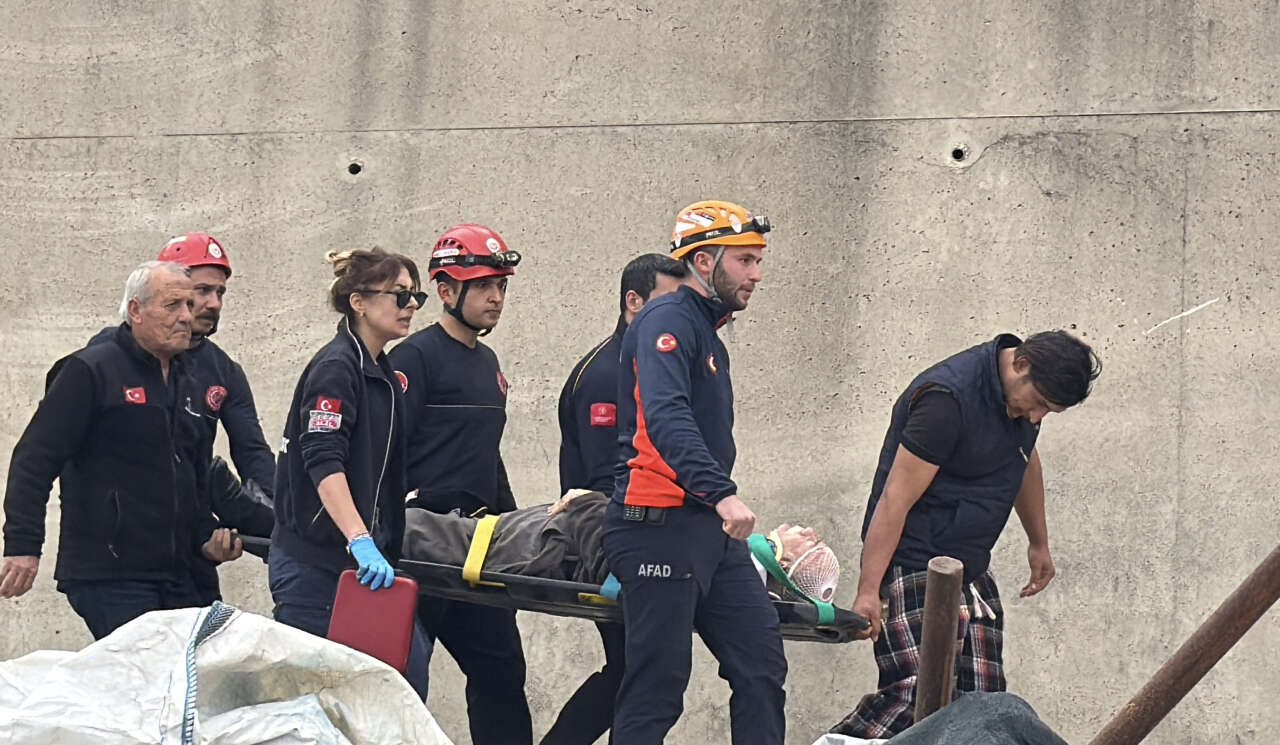 antalya-balikci-barinaginda-korku-dolu-anlar