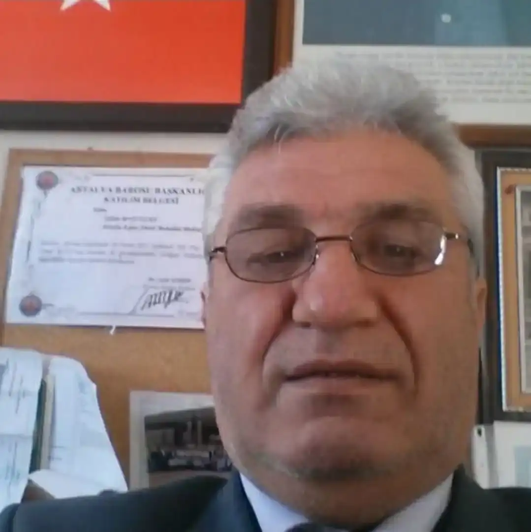 ahatlinin-eski-muhtari-tahsin-mutlucan-dualarla-son-yolculuguna-ugurlandi