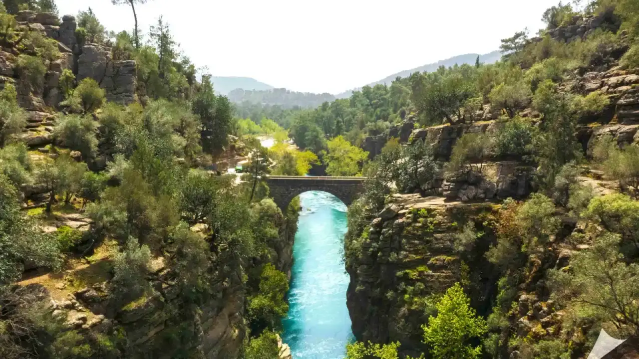 milli-parklar-gelir-kapisi-mi-oluyor-antalyadan-kritik-uyari-geldi