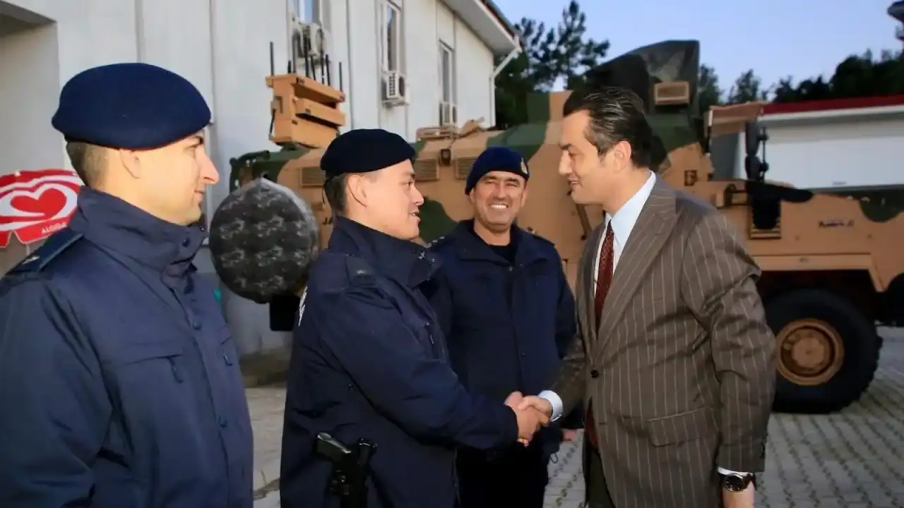 alanyada-jandarma-teskilati-iftar-sofrasinda-bulustu