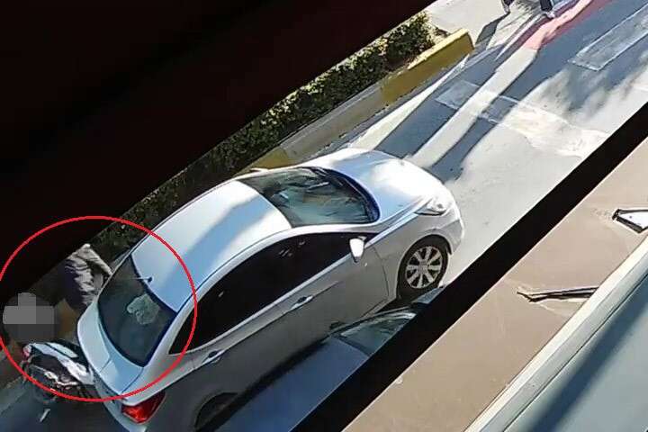 manavgatta-yaya-gecidinde-kaza-nezaket-durdu-motosiklet-duramadi