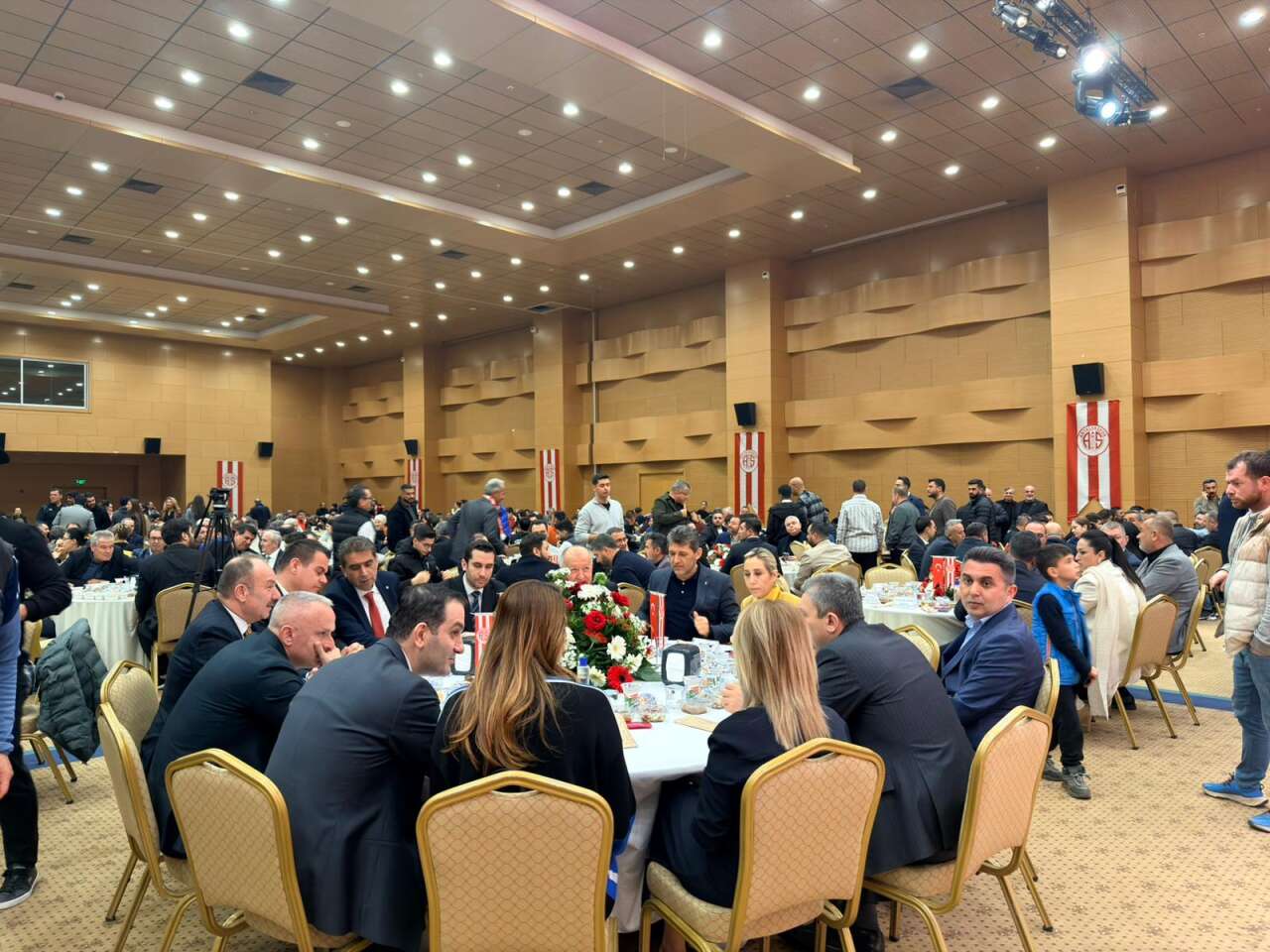 7ba2aa03-d1d5-4e50-8502-f30853c27f16