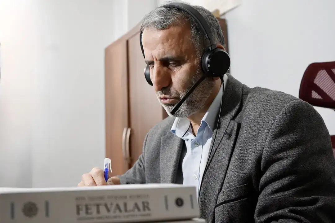 antalyada-alo-fetva-mesaisi-gunluk-100-cagri-beyin-yakan-sorular