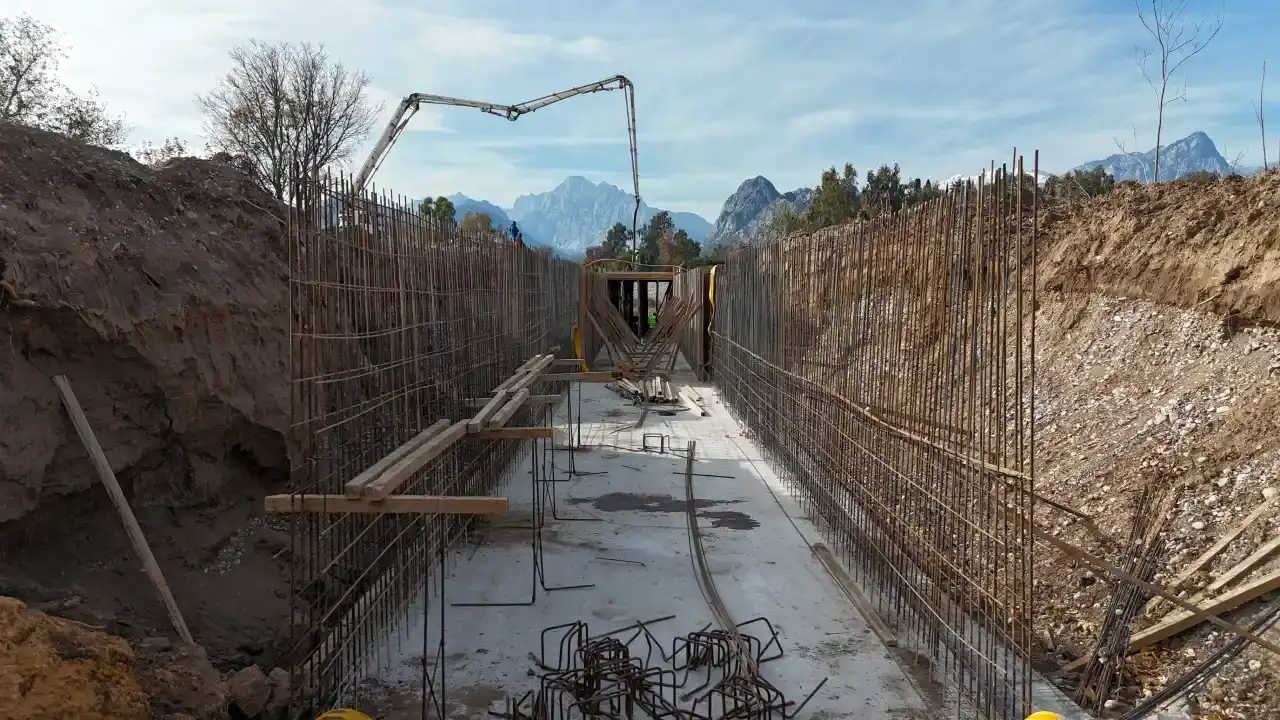 konyaaltinin-yagmursuyu-sorunu-cozuluyor