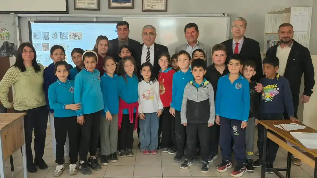 antalya-egitim-dengeleri-sasti-merkezde-okul-kirsalda-ogrenci-ihtiyaci-var