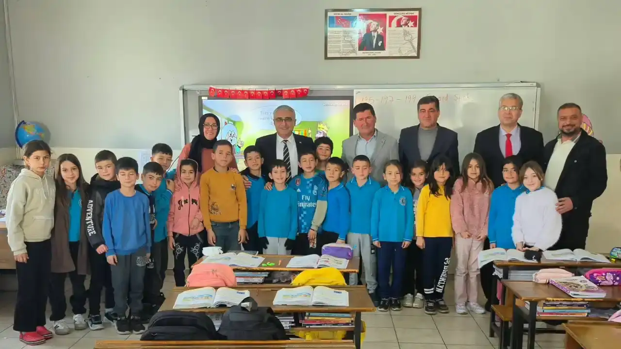 antalya-egitim-dengeleri-sasti-merkezde-okul-kirsalda-ogrenci-ihtiyaci-var