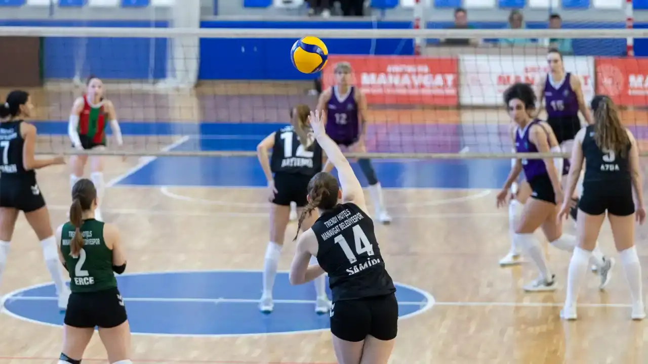 manavgatin-sultanlari-dolu-dizgin-galibiyetle-dondu