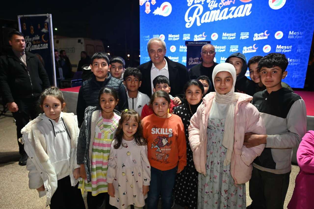 ramazanin-paylasma-ve-dayanisma-ruhu-kepezde-yasaniyor