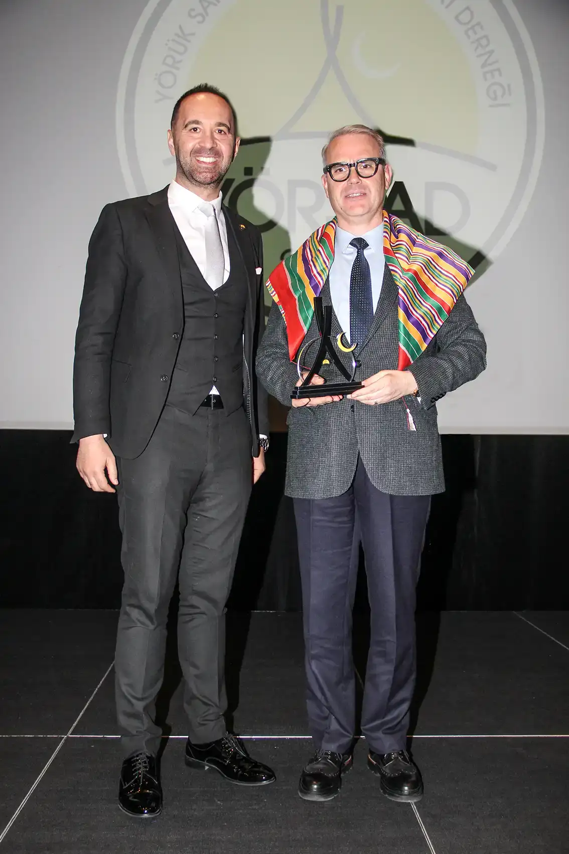 antalya-is-dunyasi-yorsiad-iftarinda-bulustu-dunya-gundemi-masaya-yatirildi