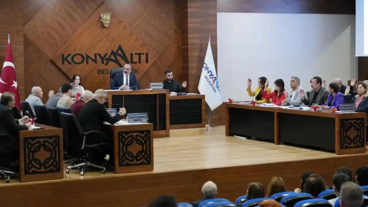 konyaalti-meclisinde-adalet-mesaji