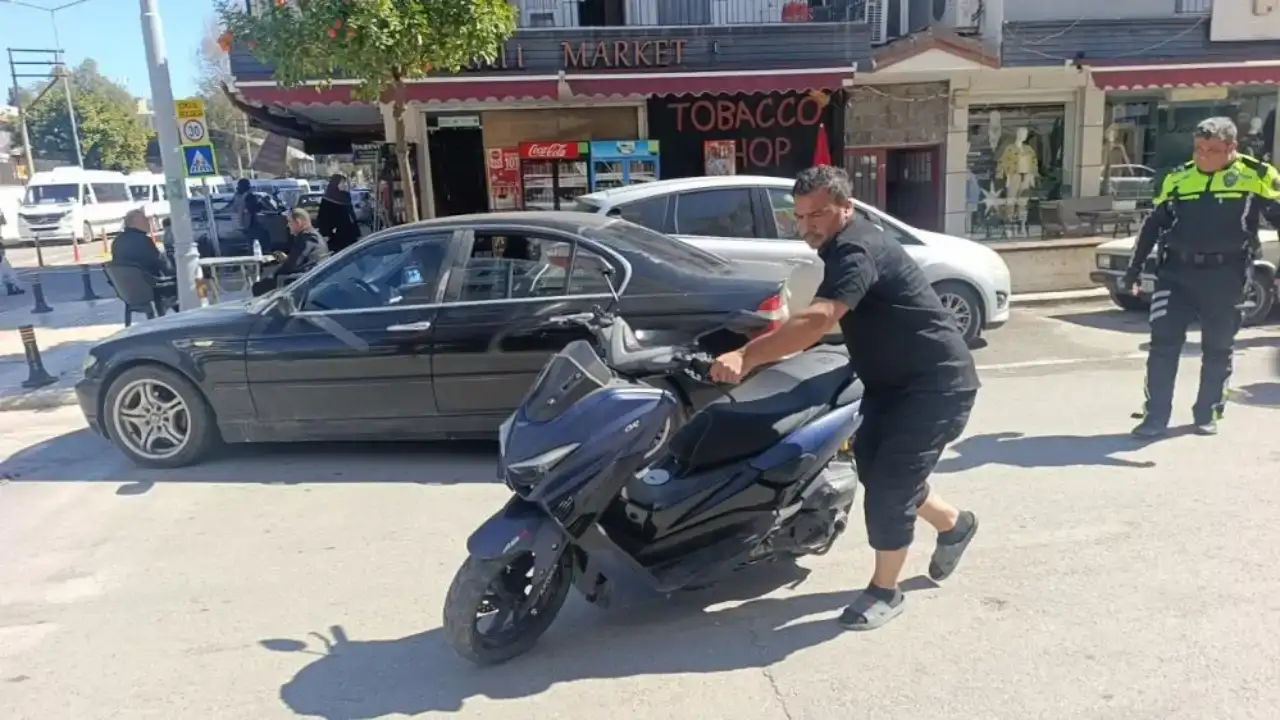 manavgatta-motosiklet-surucusu-plakayi-kapatti-cezasi-agir-oldu