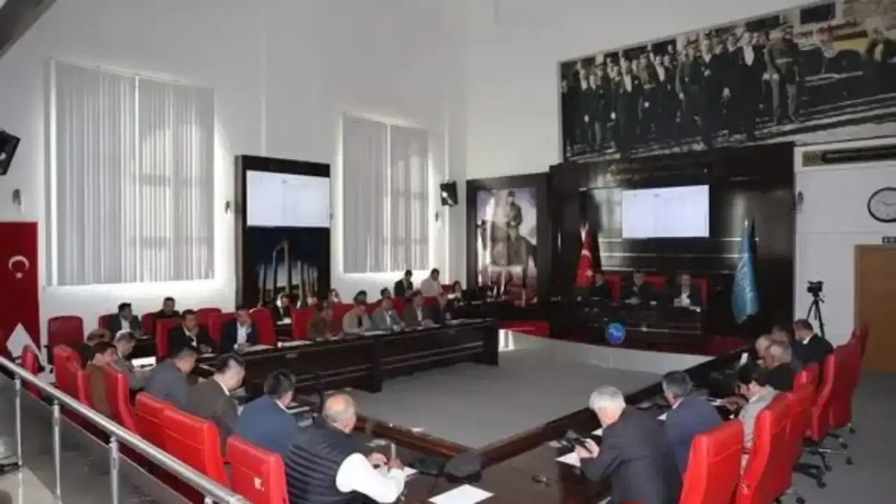 4-aylik-akpli-aksu-belediye-baskanindan-turizm-bakanligina-kiyak