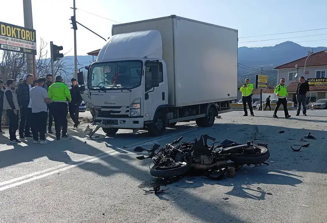 golhisarda-kahreden-kaza-genc-goncagul-hayatini-kaybetti