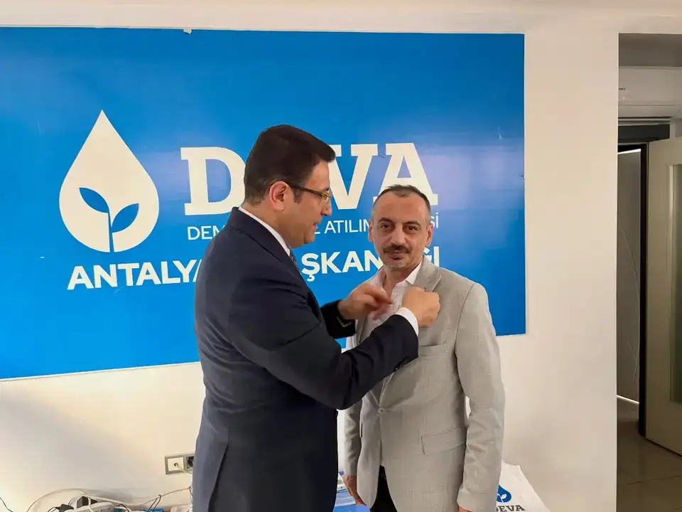 idris-sahinden-antalyada-adaletli-yonetim-cagrisi
