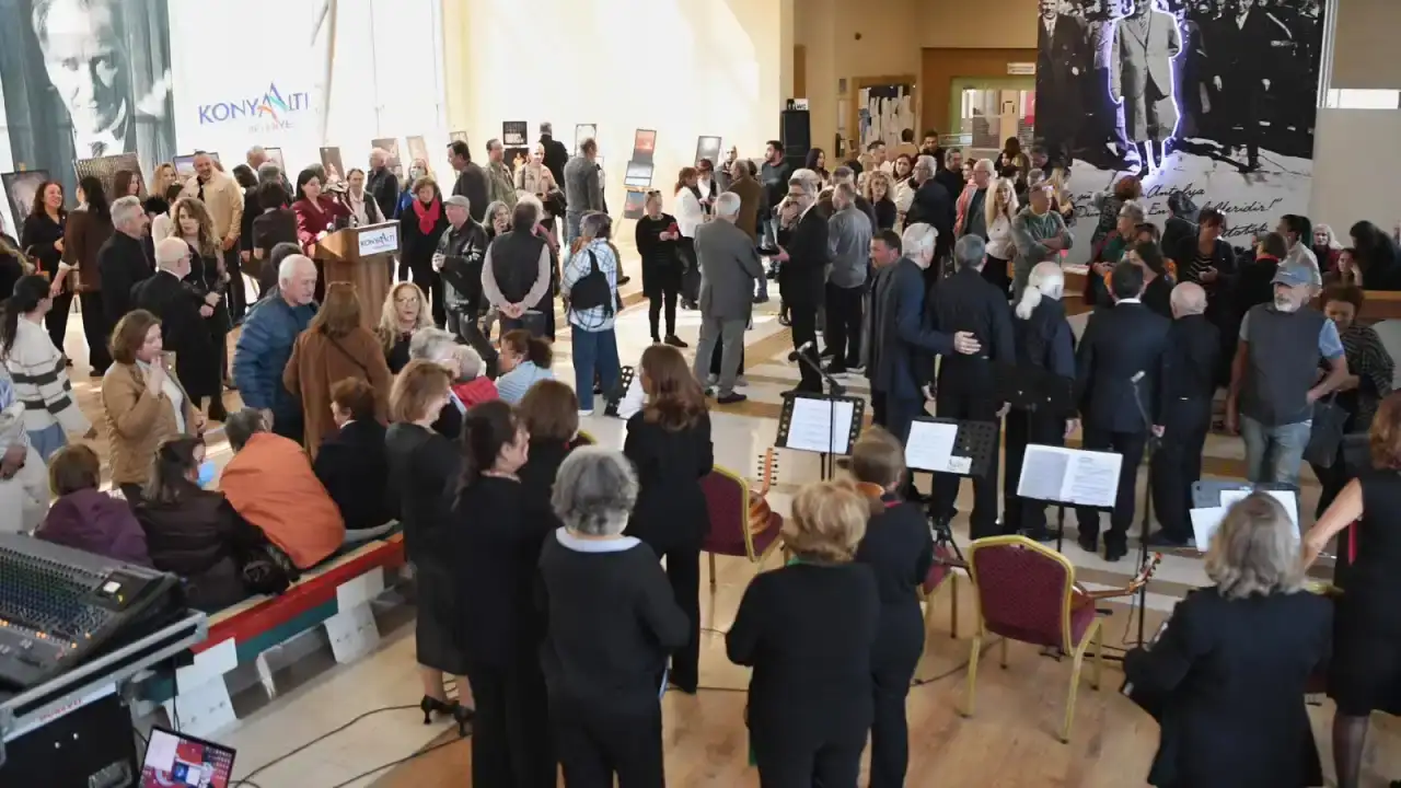 konyaaltinda-kadin-gozunden-sanatin-izleri-sergisi