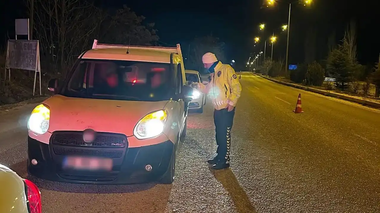 burdurda-huzuru-icin-jandarma-ile-emniyet-el-ele