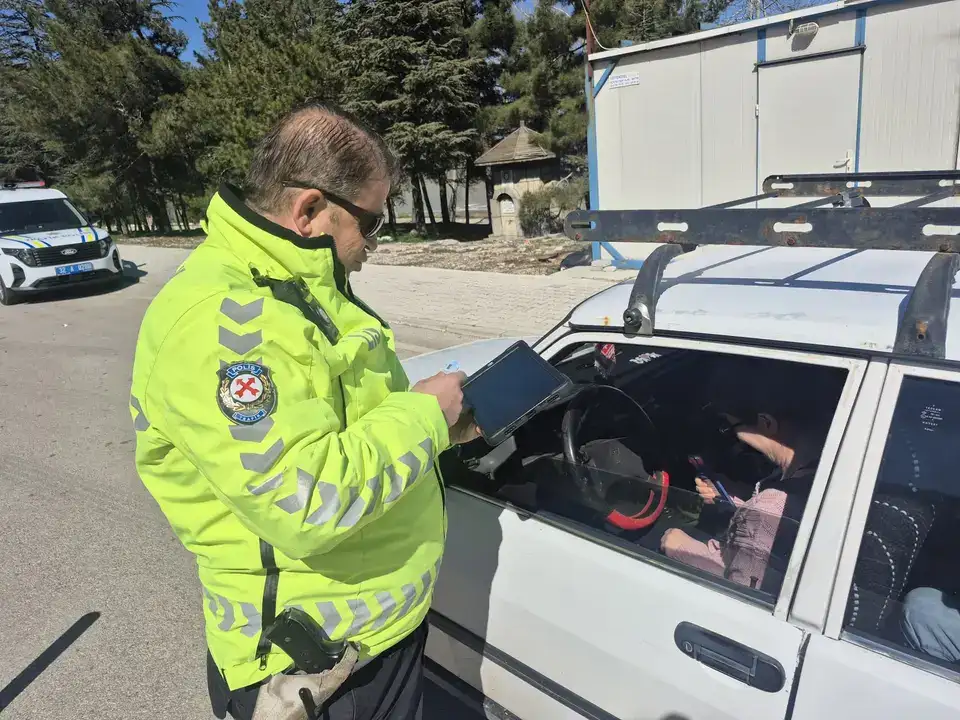 egirdirde-ramazan-mesaisi-trafik-denetimleri-siklastirildi