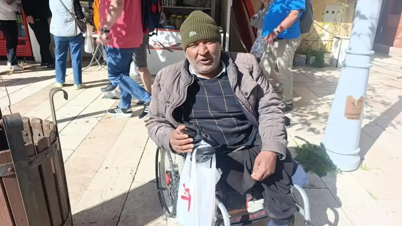 manavgatta-yaya-gecidinde-engelli-aracina-carpti-sonra-ortadan-kayboldu