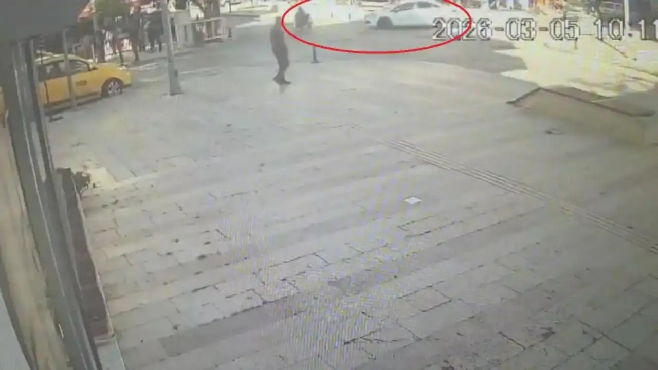 manavgatta-yaya-gecidinde-engelli-aracina-carpti-sonra-ortadan-kayboldu