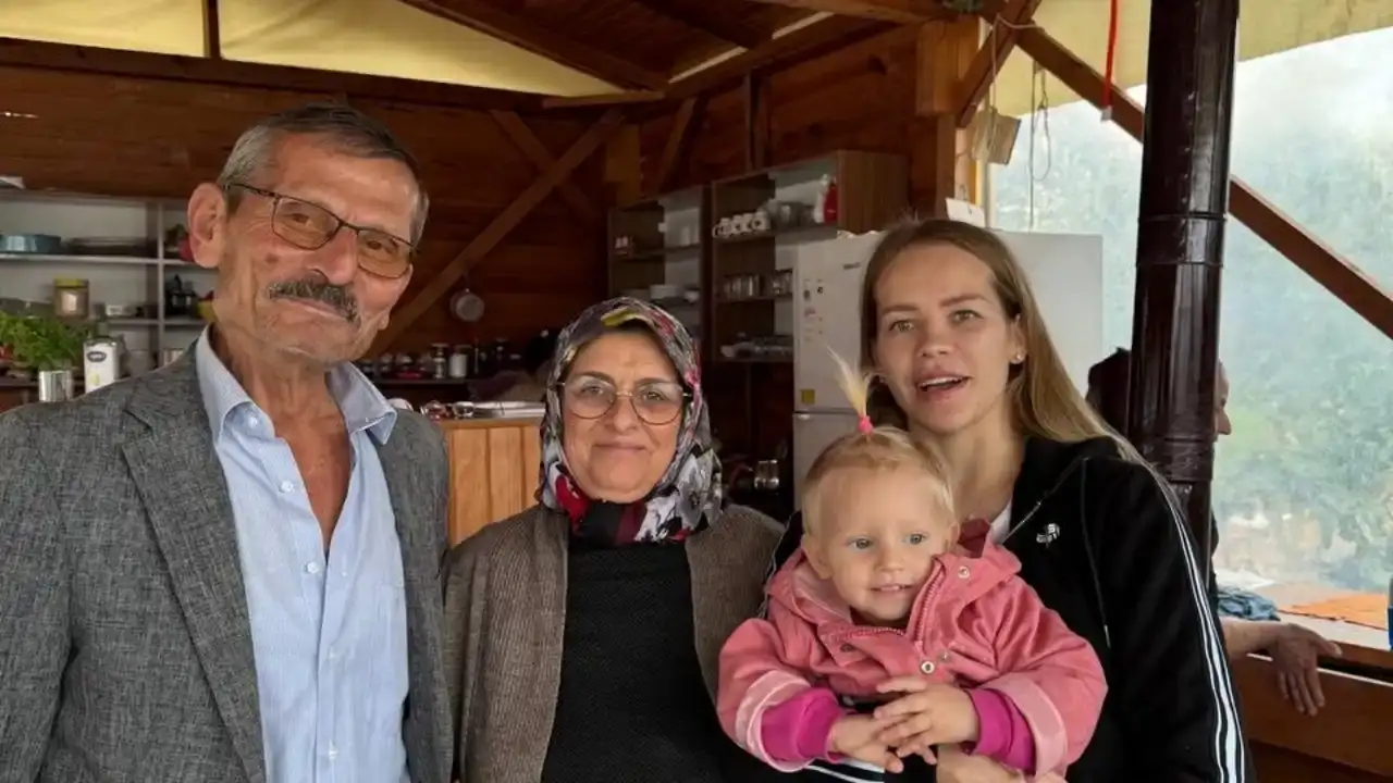 gazipasanin-ukraynali-gelini-daria-gonulleri-fethetti