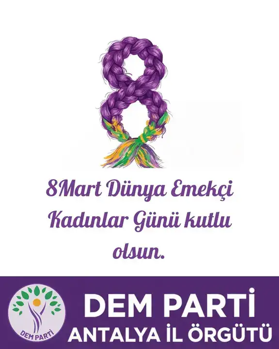 gecen-yil-turk-bayragi-bu-yil-pankart-antalyadaki-8-mart-yuruyusunde-sac-orgusu-gerilimi