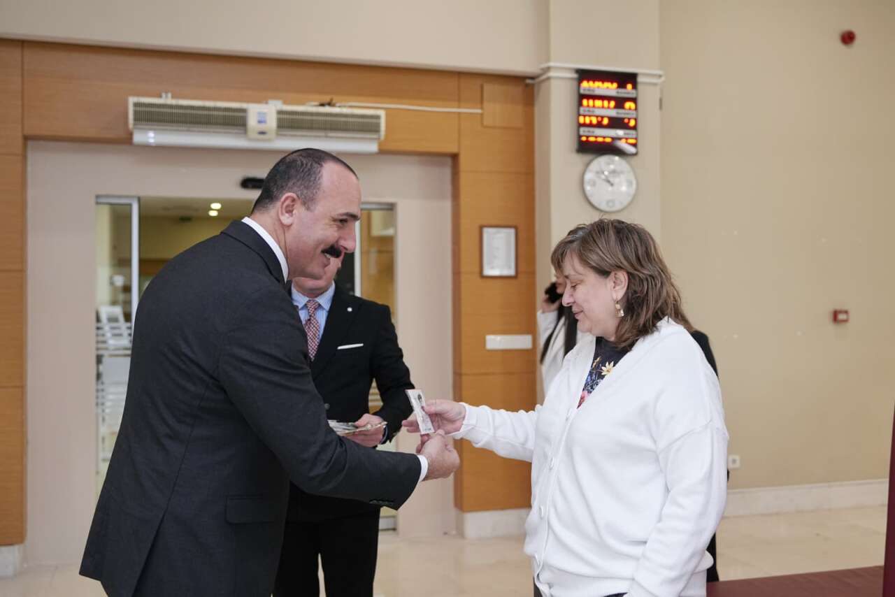 konyaaltinda-cumhuriyetin-oncu-kadinlari-unutulmadi