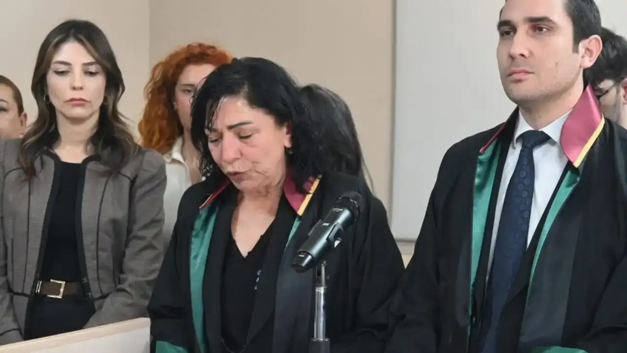 epstein-belgelerinde-iddialari-sonrasi-baro-suc-duyurusunda-bulundu