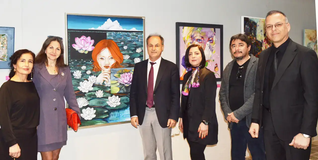 akdeniz-universitesinde-80-sanatcidan-kadin-ve-doga-sergisi