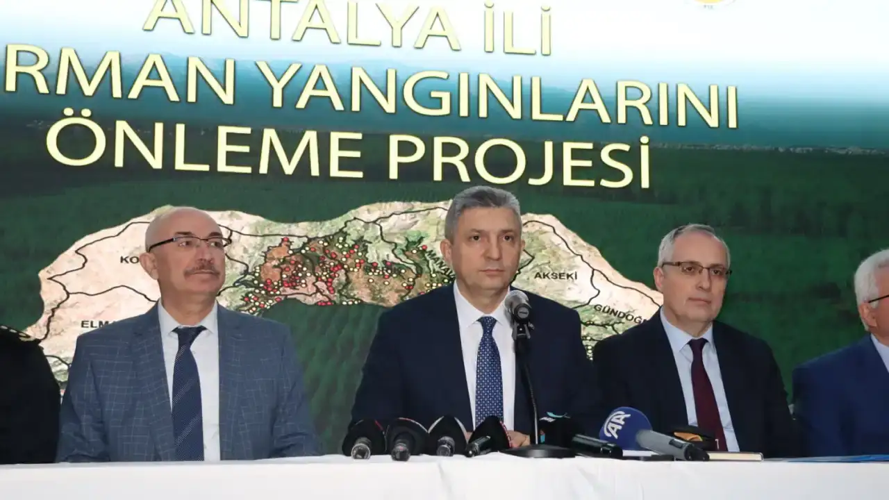 antalyada-orman-yanginlarini-onlemek-icin-yeni-proje-vali-sahin-duyurdu