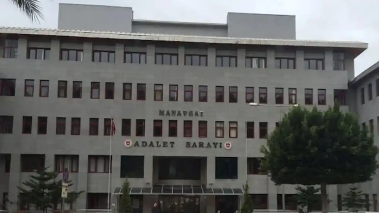chp-manavgat-ilce-baskani-oykun-basar-sozen-icin-umut-var-kara-icin-zor