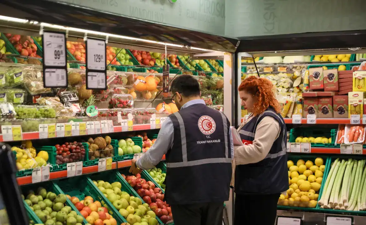 dev-gida-denetimi-antalyada-182-firmanin-tamaminda-haksiz-fiyat-tespit-edildi